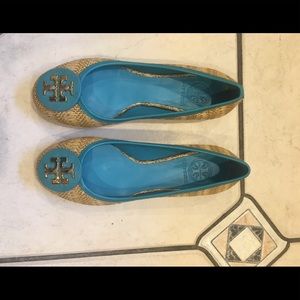 Tory Burch size 6 straw ballerina flats